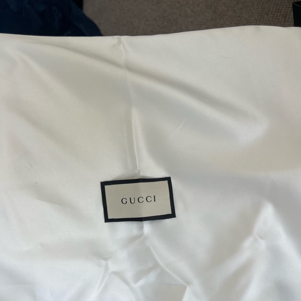 Authentic Gucci Handbag - Picture 6 of 7